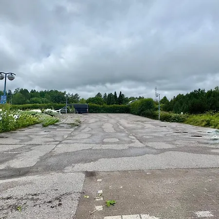 Fox Center Matkaparkki Only Parking Slot * Järvenpää